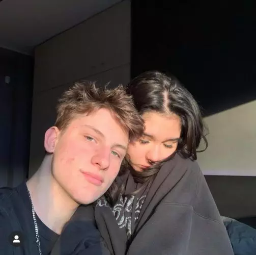 fiica-lui-razvan-simion-are-iubit-4-503x500