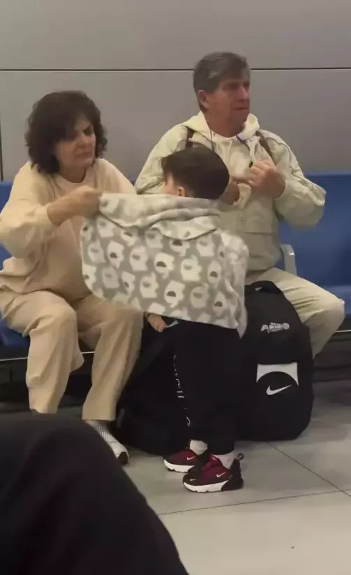 theo-rose-vacanta-dubai-2