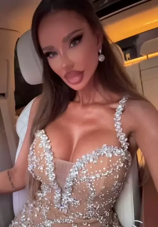 bianca-dragusanu-petrecerea-viva-2
