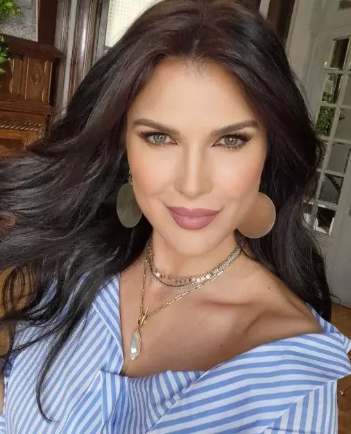 monica-barladeanu-6
