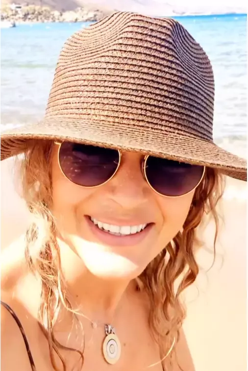 Anca Țurcașiu în vacanță (9)