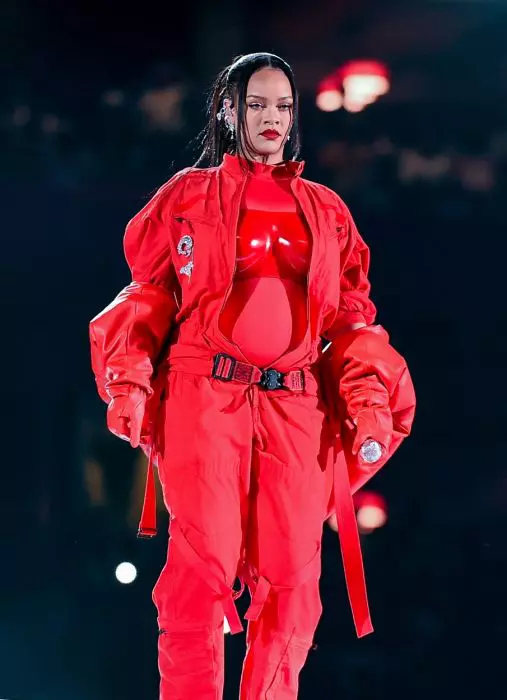 Rihanna a devenit mamă pentru a doua oară