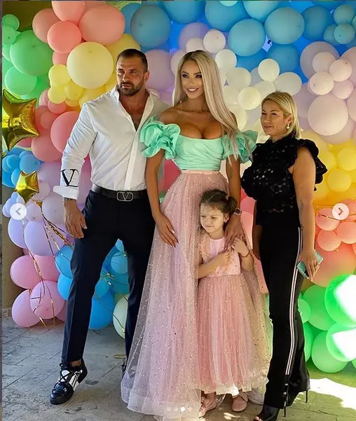 Fiica-Bianca-Dragusanu3