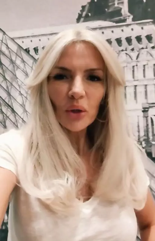 laura vicol mesaj