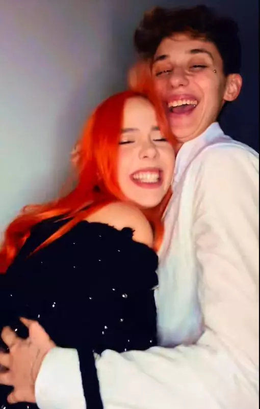 dali cu olivia addams