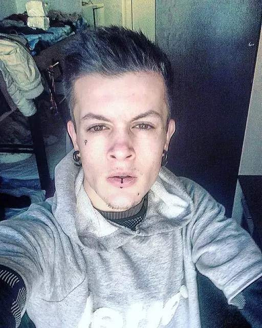 Zannidache-Survivor-11