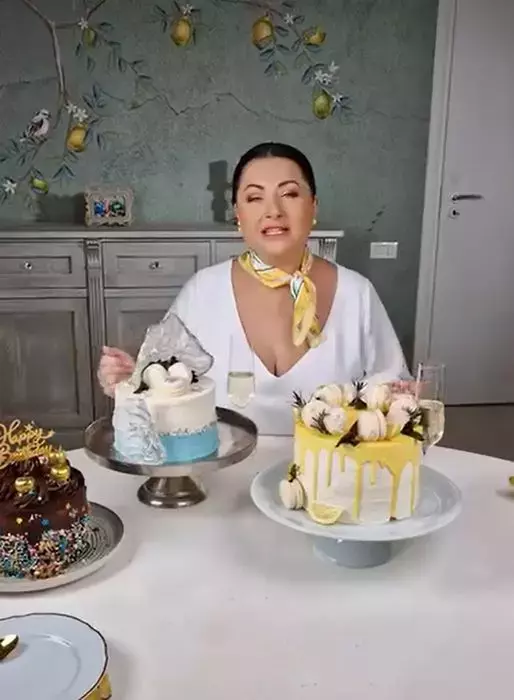 gabriela-cristea-torturi-pret