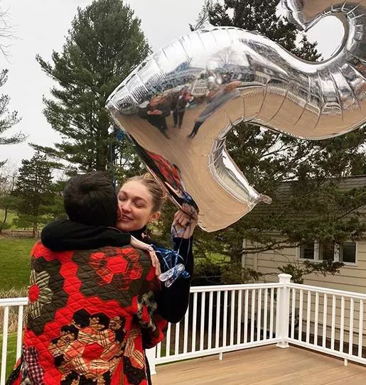 Gigi Hadid însărcinată