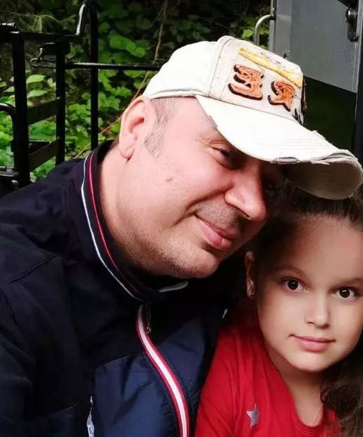 dan-helciug-si-fiica-la-manastire-515x620