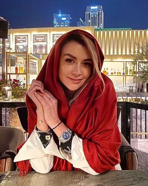 denisa-tanase-mutat-7