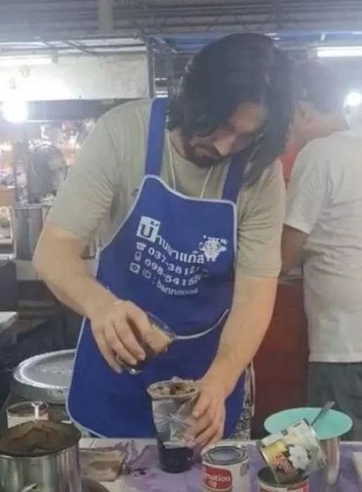 keanu-reeves-sosie-thailanda