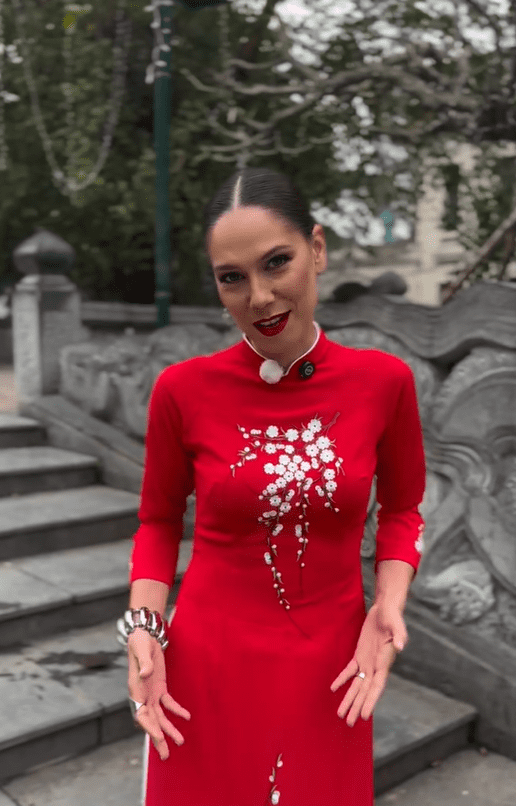 Irina-Fodor-tinuta-Martisor-1