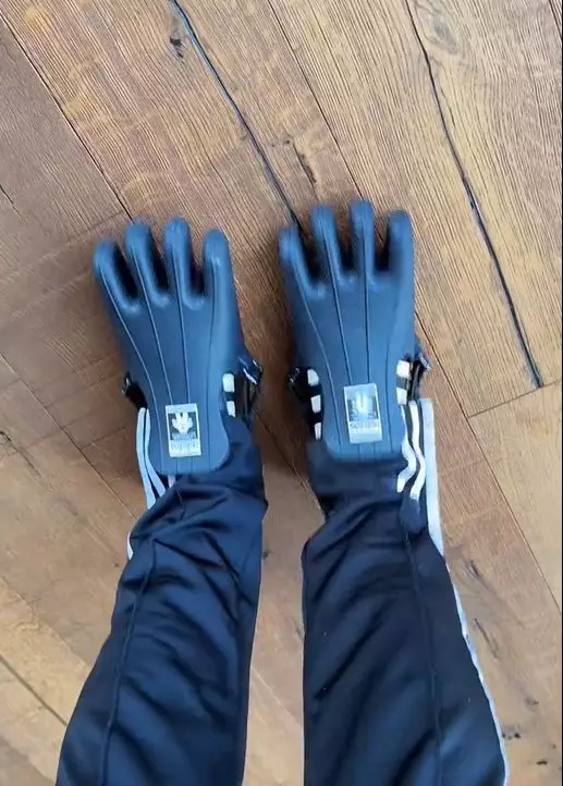adidasi noi delia
