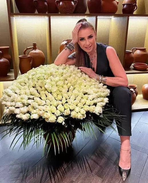 Anamaria-Prodan-ramane-cu-numele-Reghecampf-
