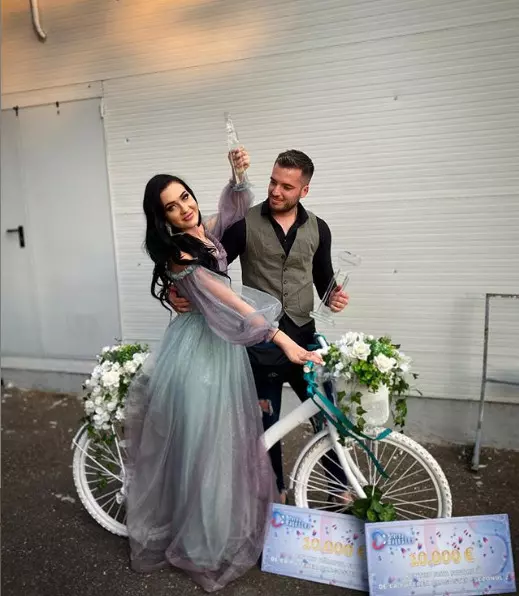 Bianca Comănici Puterea Dragostei (2)