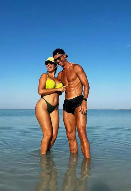 cristiano-ronaldo-si-georgina-rodriguez-4