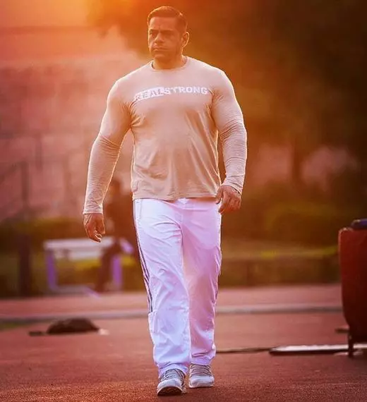 Iulia-Vantur-despre-nepotul-lui-Salman-Khan