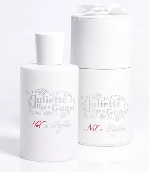 Parfum Juliette Has a Gun Not a Perfume, 590 lei (exclusiv la Beautik Haute Parfumerie)