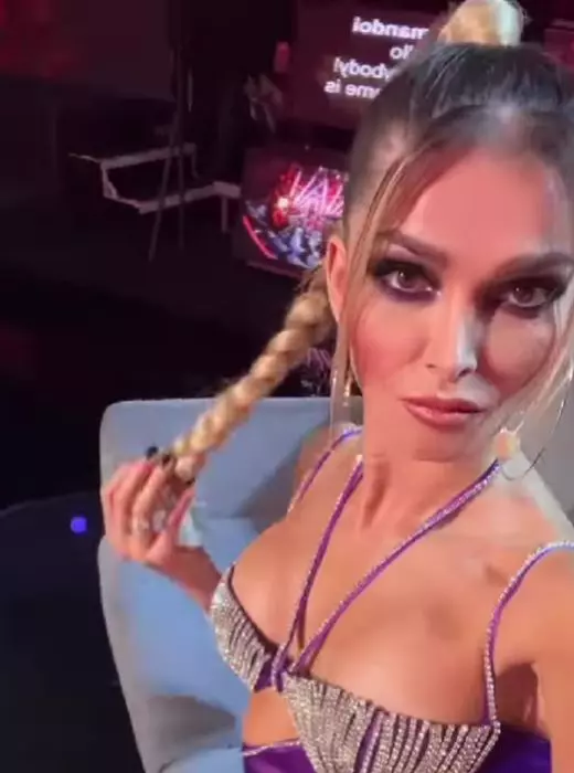 alina-mesa