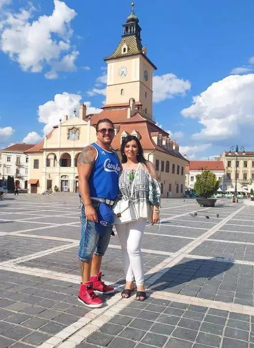 adriana-bahmuteanu-iubit-2