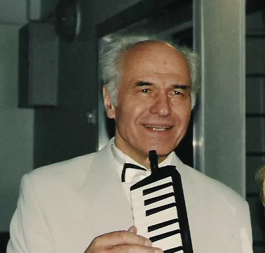 Eugen-Doga- 4