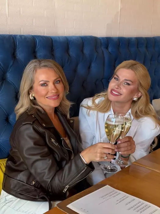oana si mirela1