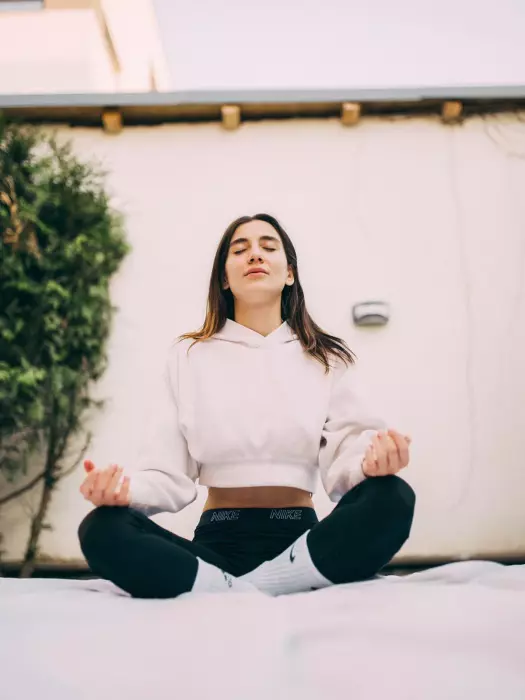Stefana Suciu travel blogger