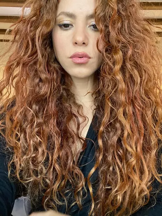 shakira2