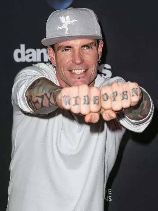 Vanilla Ice, cerut in casatorie de Madonna  3