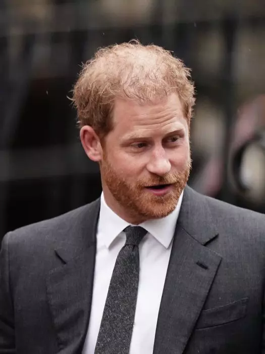 Prințul Harry, vizită surpriză în Marea Britanie