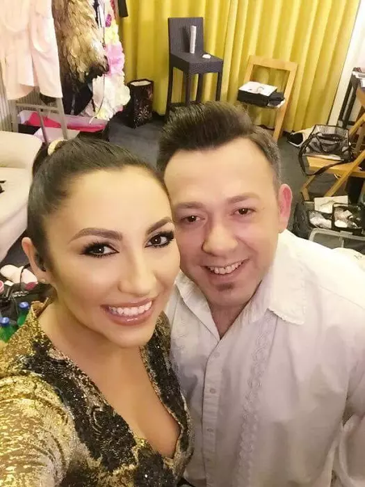 andra si sandel