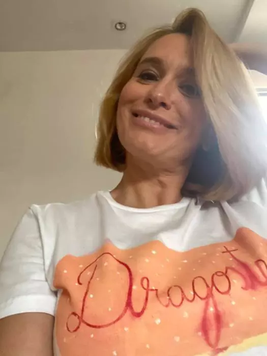 andreea-esca-tricou-dragoste