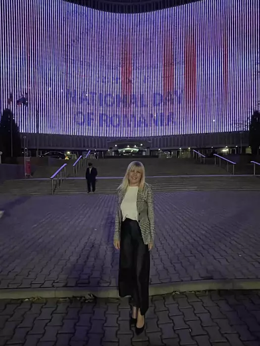elena udrea 54