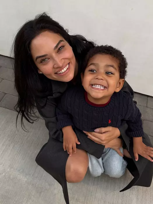 Shanina Shaik si fiul