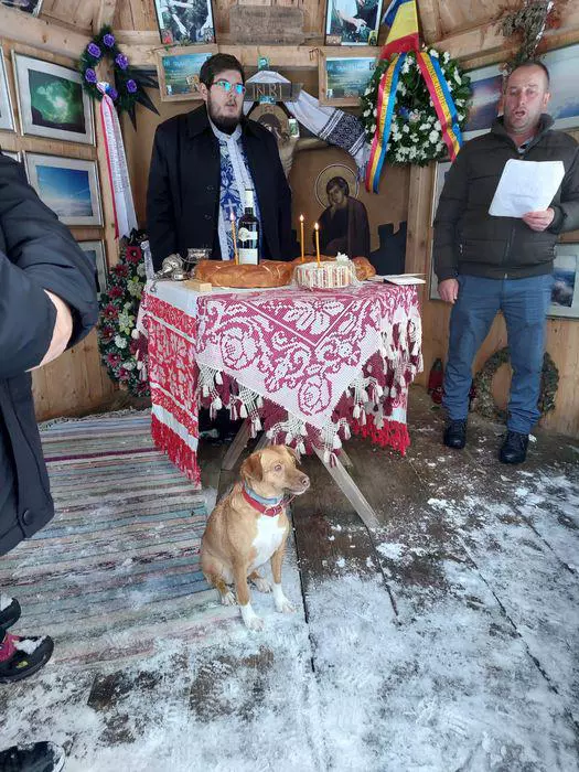 romanita-iovan-isi-lasa-fiul-sa-i-faca-dreptate-pilotului-adrian-iovan-sa-decida-el-daca-va-deschide-vreun-proces.-ce-s-a-intamplat-la-parastasul-de-9-ani-din-apuseni.-exclusiv-1