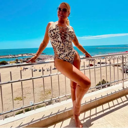 Vica Blochina la plaja