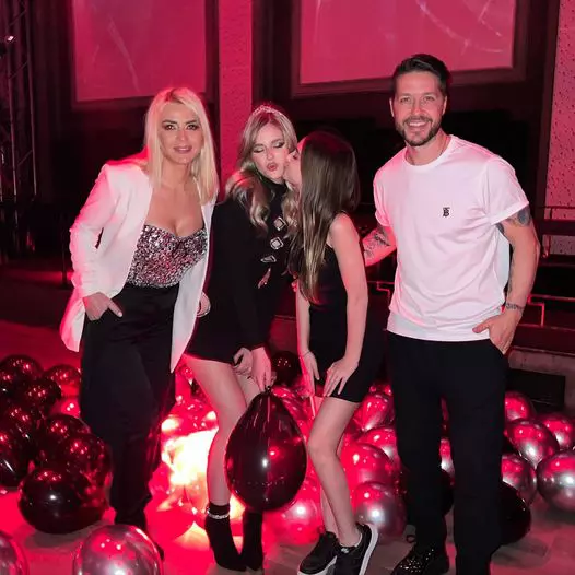 jorge-si-fiica-vitrega