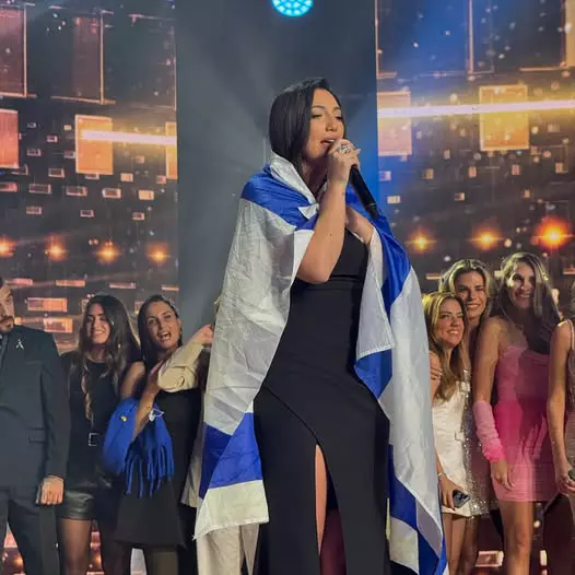 Yuval-Raphael-4