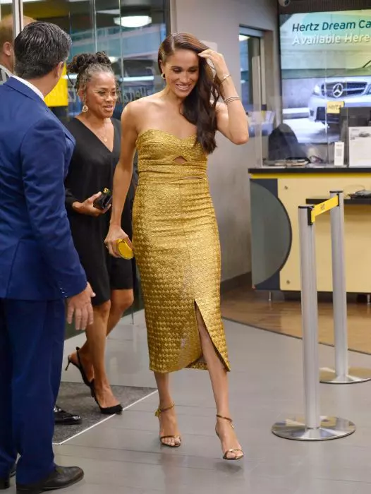 Prințul Harry și Meghan Markle, urmăriți de paparazzi