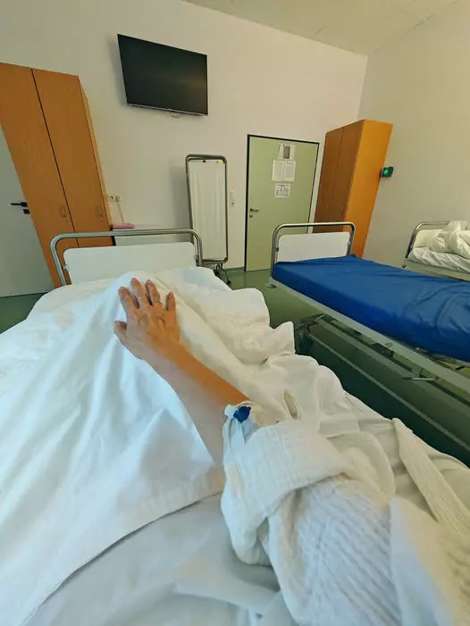 Monica Davidescu spital