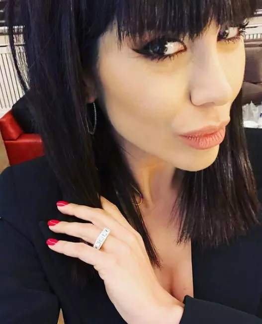 denise-rifai-negru-3