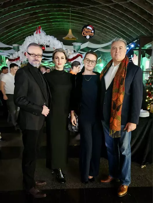Mihai Albu, Adrian Cioroianu si partenerele