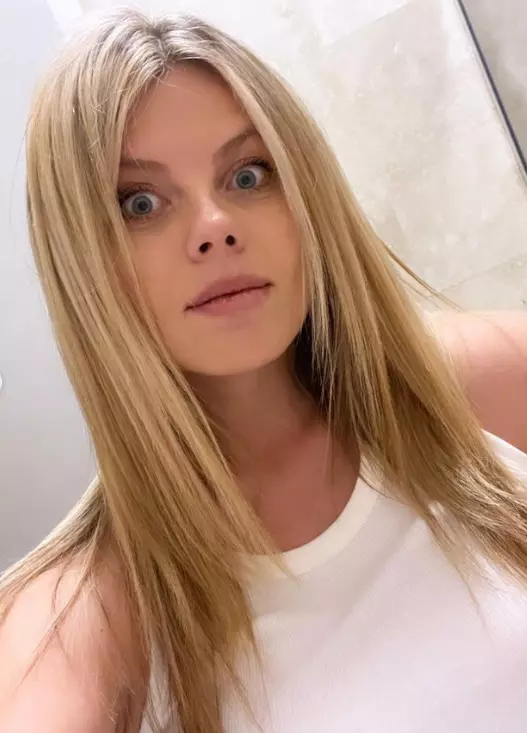 roxana-hulpe1