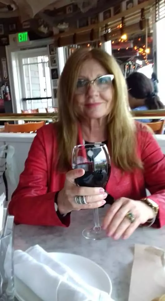 Cornelia Patrichi s-a mutat în Italia