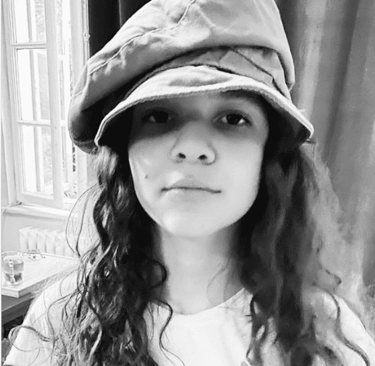 fiica lui toma cuzin