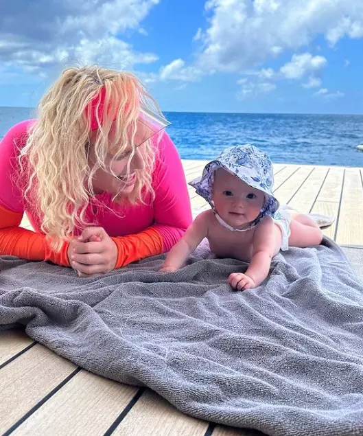 rebel-wilson2