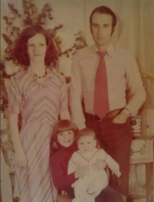 Parintii-Andreei-Banica-au-murit-si-ea-nu-poate-trece-peste-drama-1