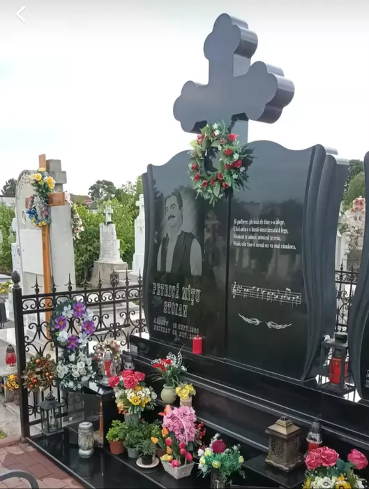 mormântul lui Petrică Mâțu Stoian2