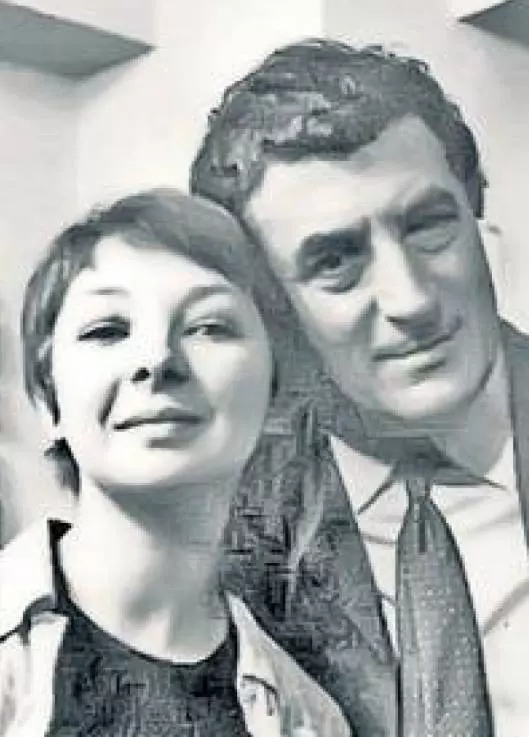 elena caragiu 8