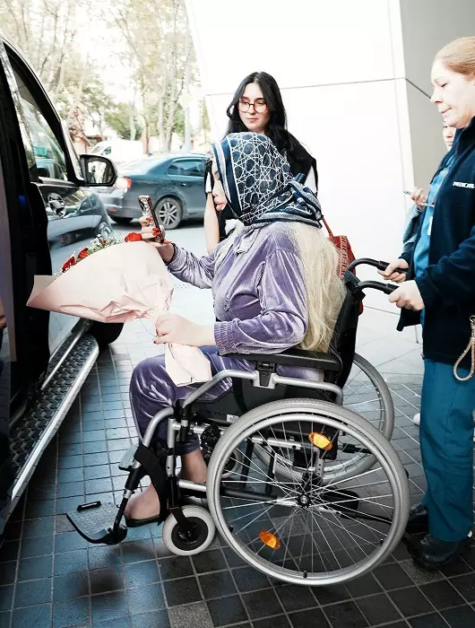 *EXCLUSIVE* WEB MUST CALL FOR PRICING  - Former Celebrity Big Brother star Jessica Alves is pictured with some heavy bandaging while leaving Trio plastic surgery clinic in Istanbul after undergoing her 5th facelift after dissolving face fillers!!